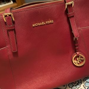 Michael Kors Jet Set Tote